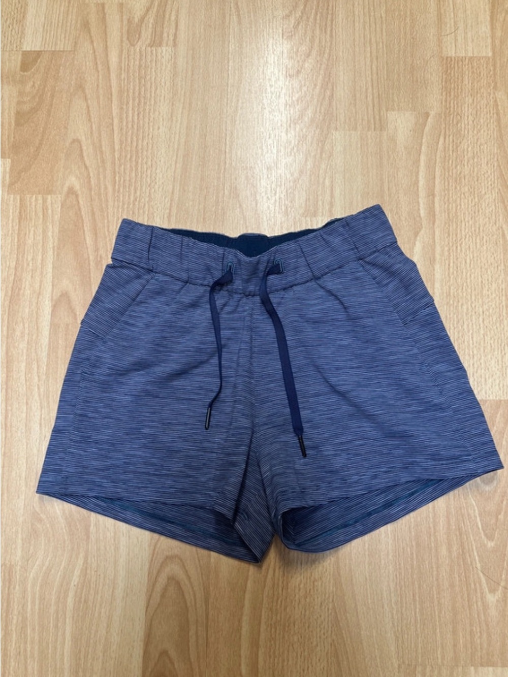 Lululemon size 2 Women’s Blue Drawstring Active Shorts